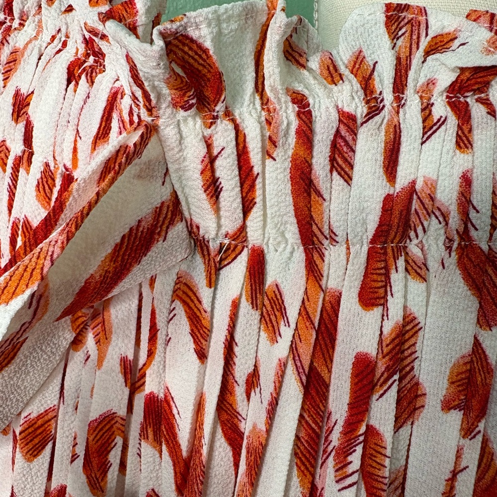 Stylish Red and White Patterned Pant - Picture 5 of 8